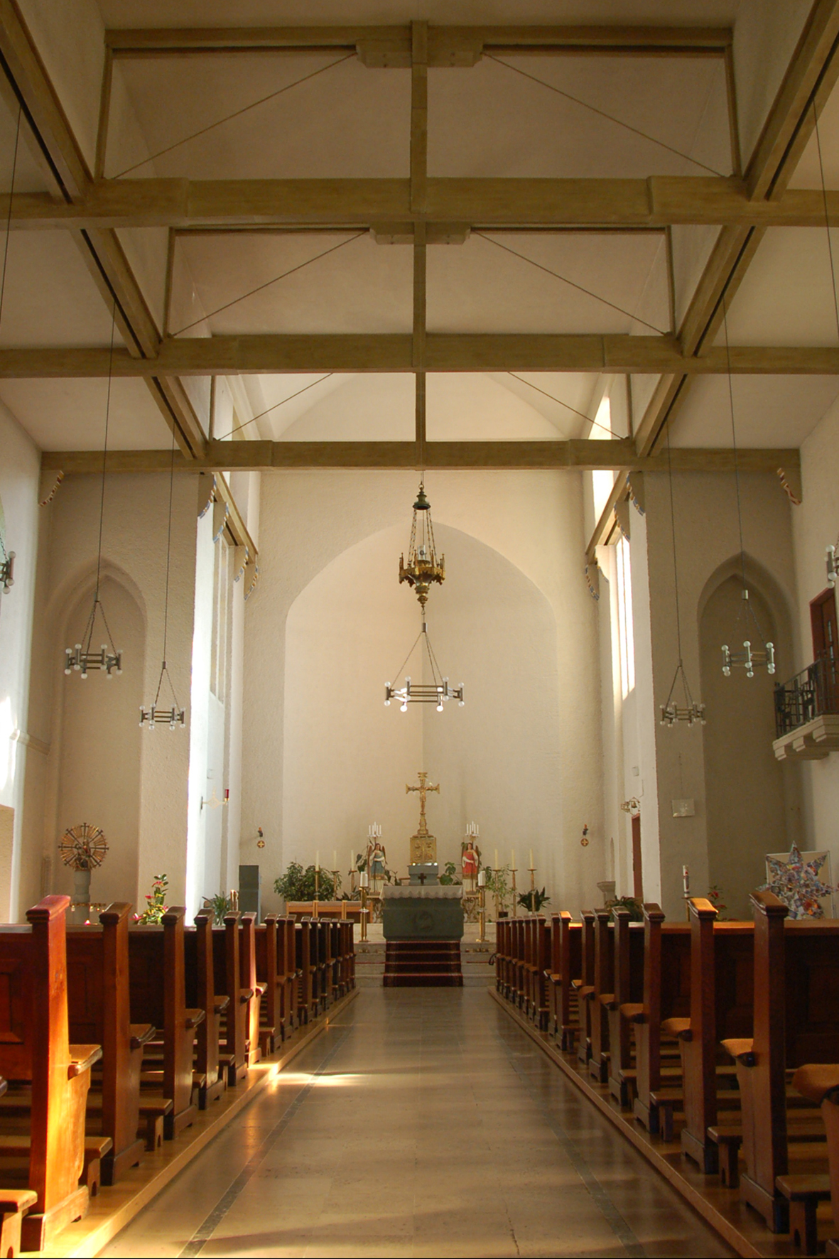 Innenansicht Pfarrkirche 'St. Marien' Schmelz-Außen